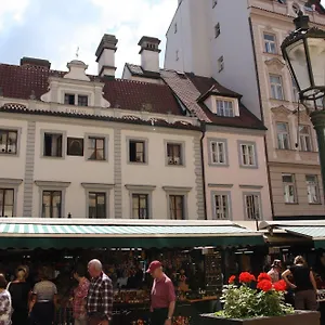 Golden Age 3* Praga